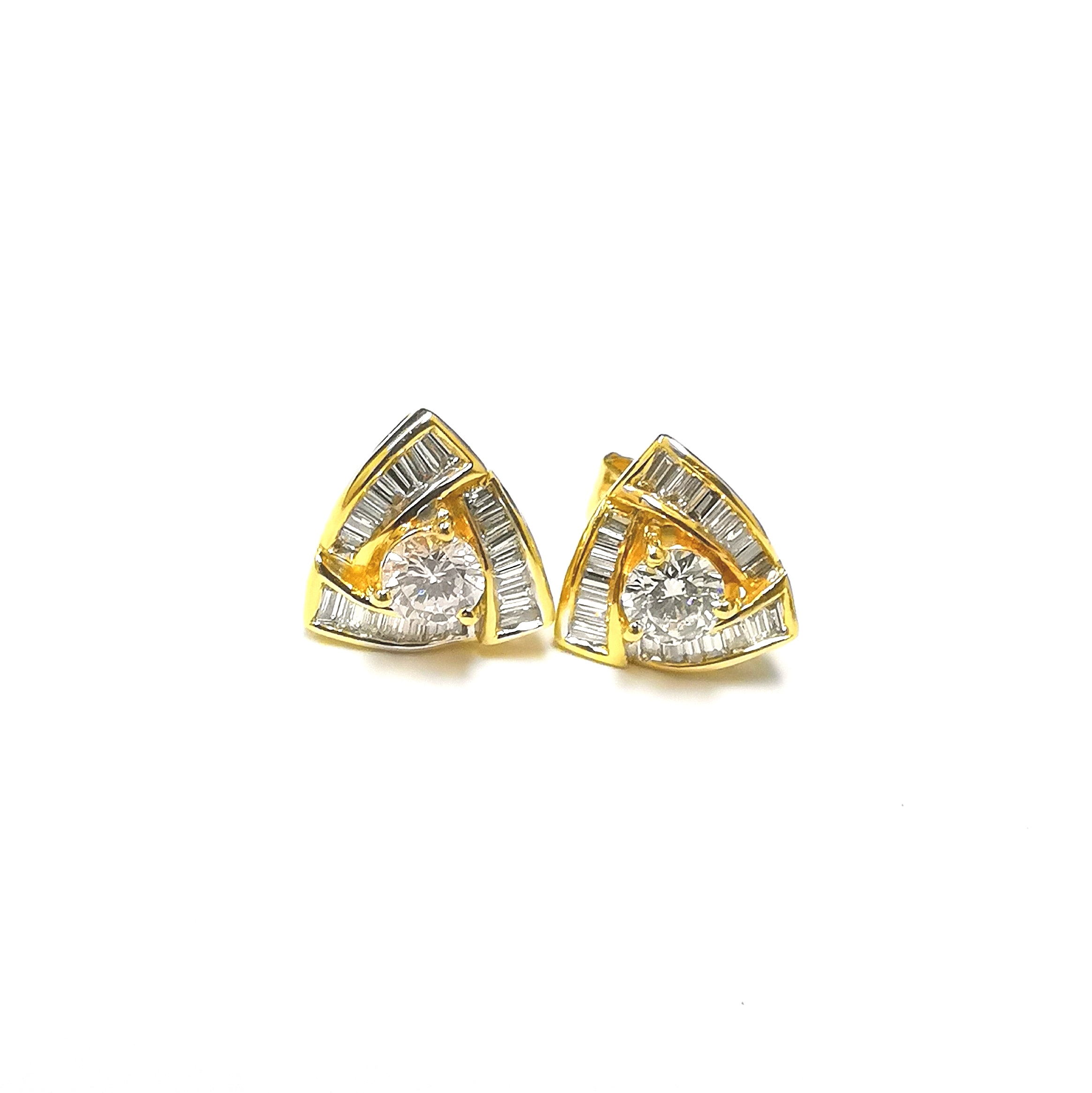 20K YG DIA EARRING EST.D2-0.40CT