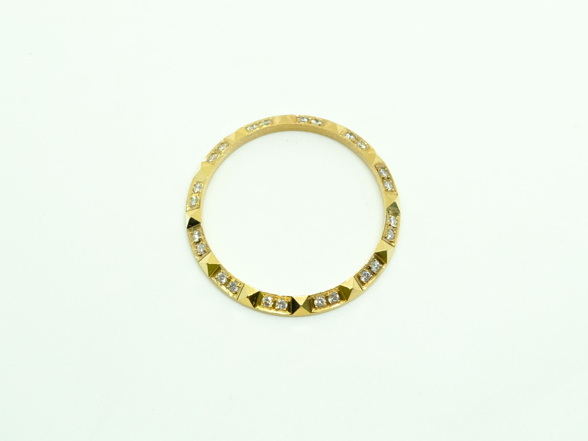 18K YG BOY SIZE DIA WATCH BEZEL