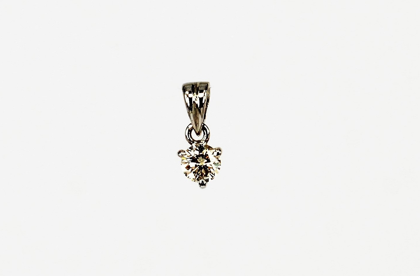 18K WG Diamond  Pendant
