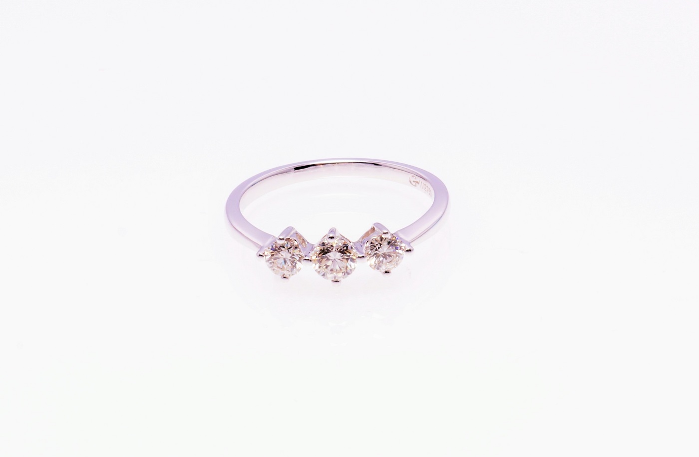 18K WG Diamond Ring