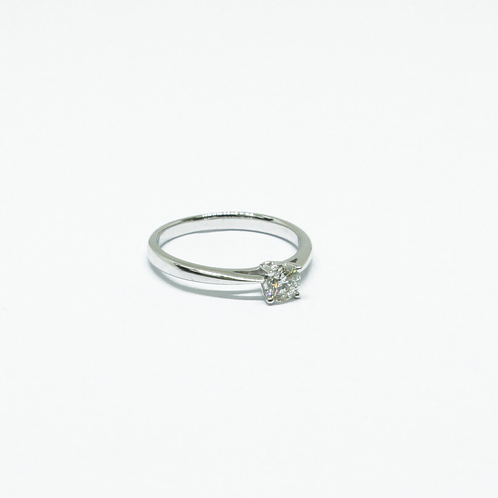 18K WG DIA RING