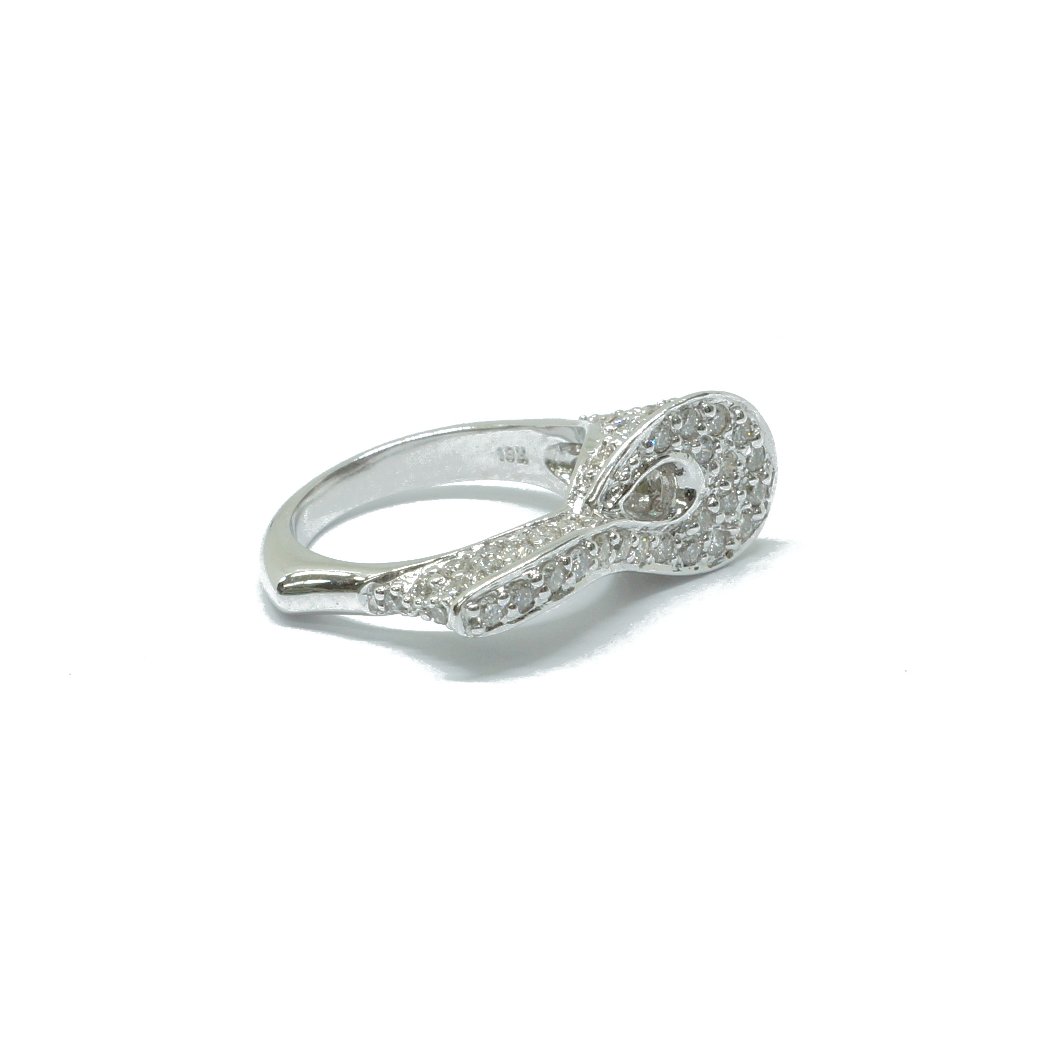18K WG DIAMOND RING
