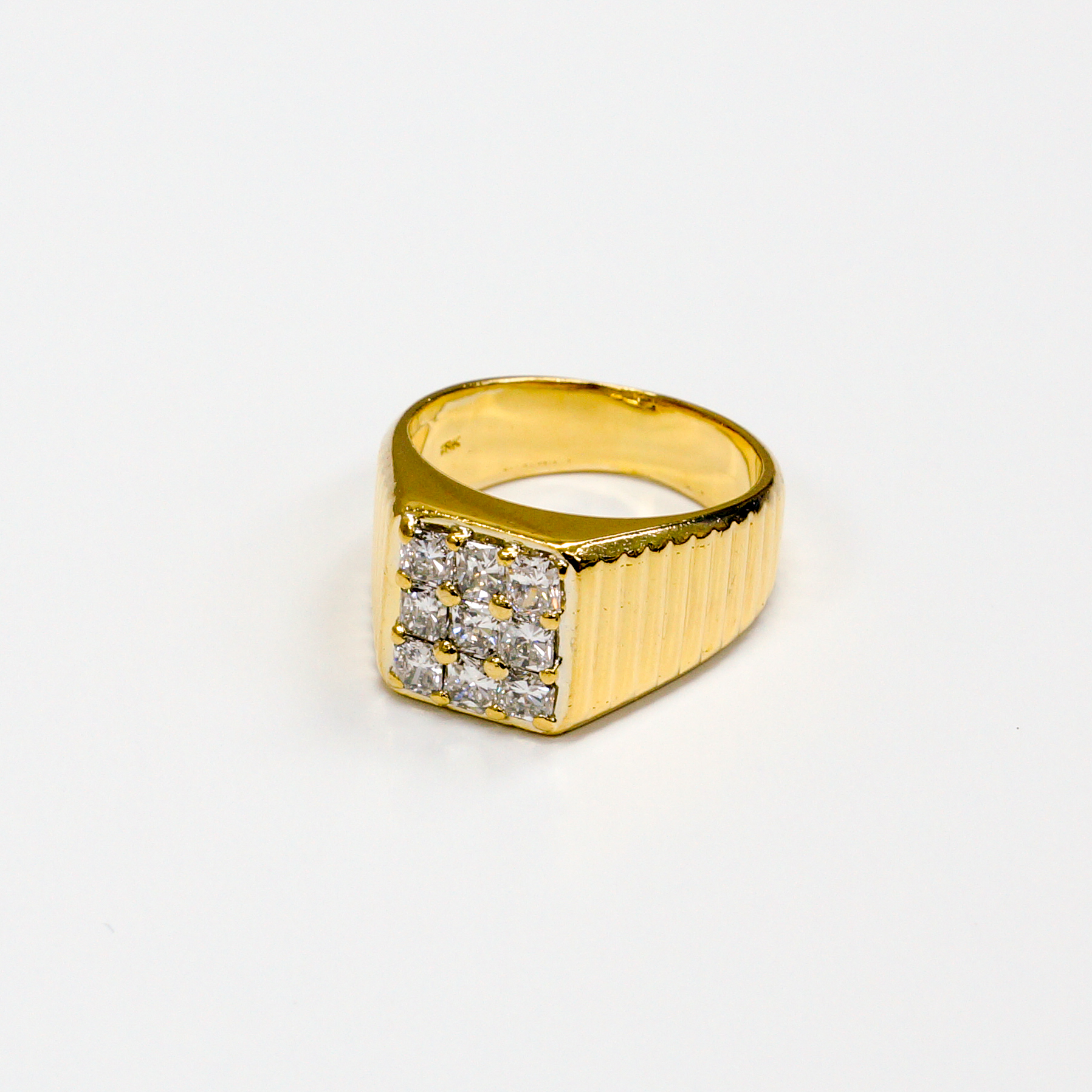 18K YG 9PCS DIA RING