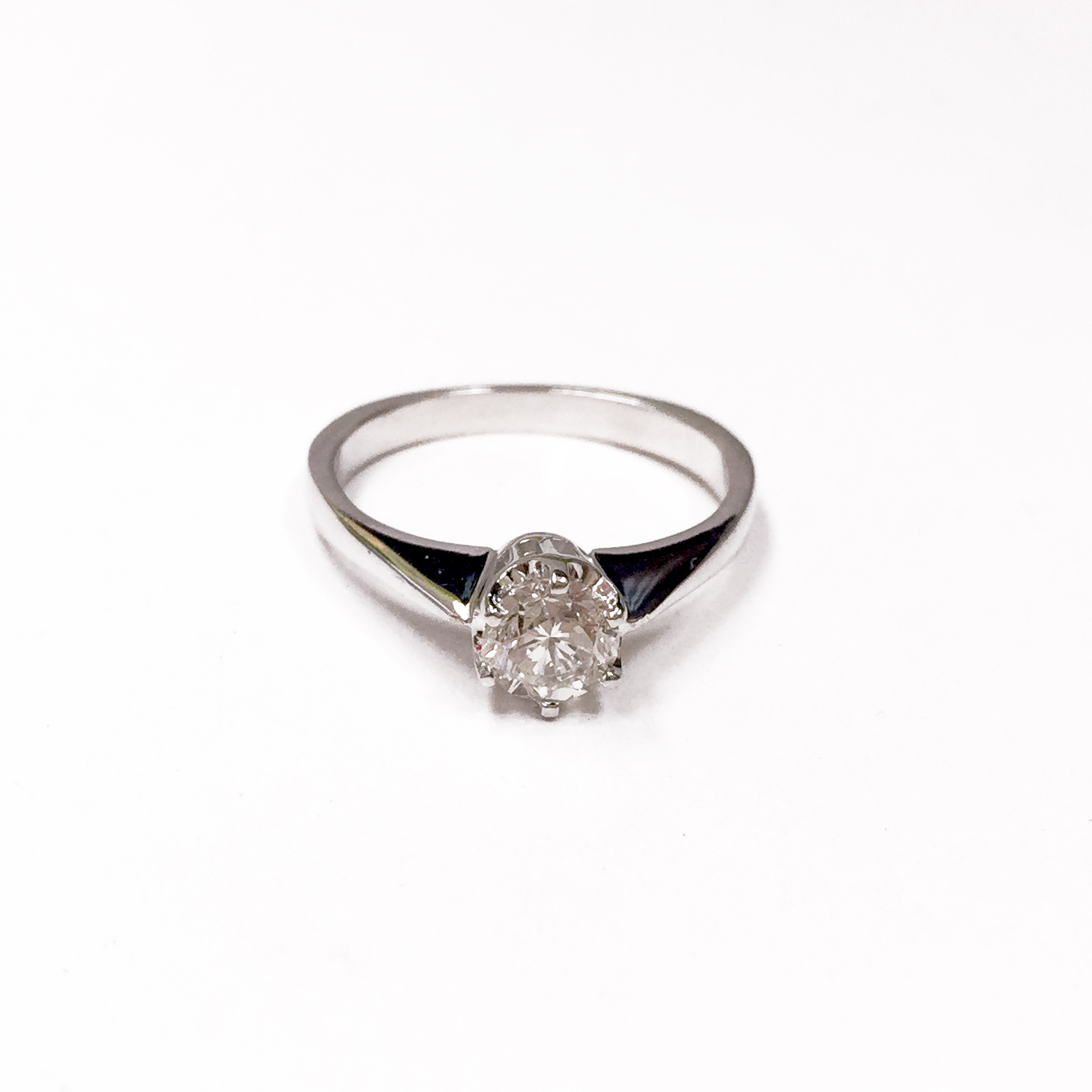 18K WG DIAMOND RING
