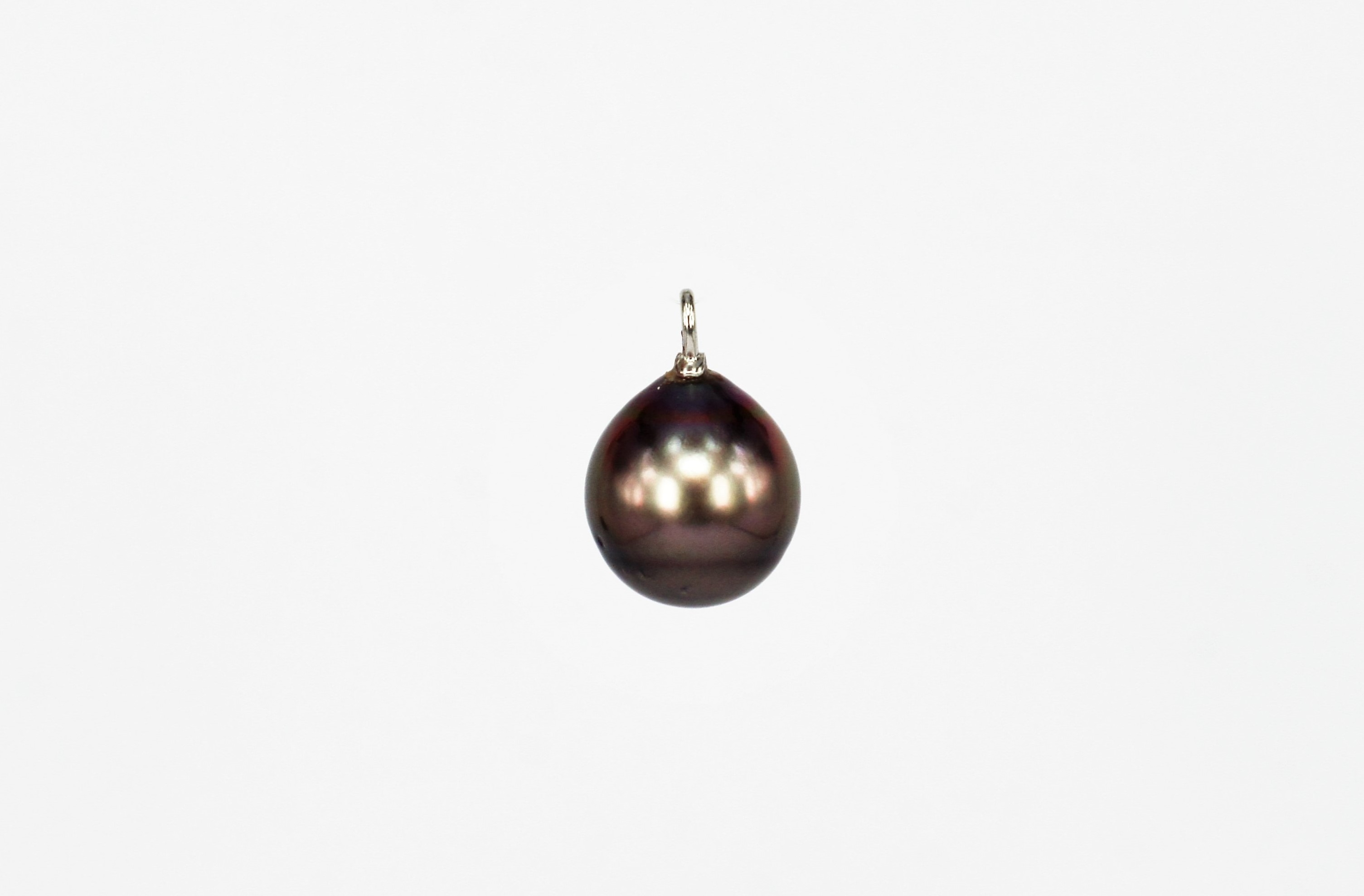 18K WG Pearl Pendant