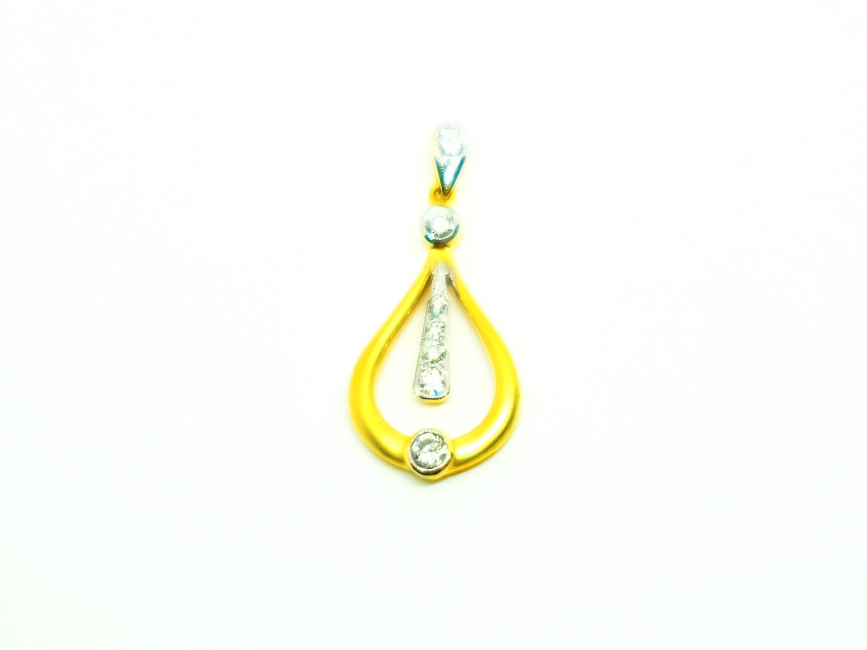 18K YG DIA PENDANT