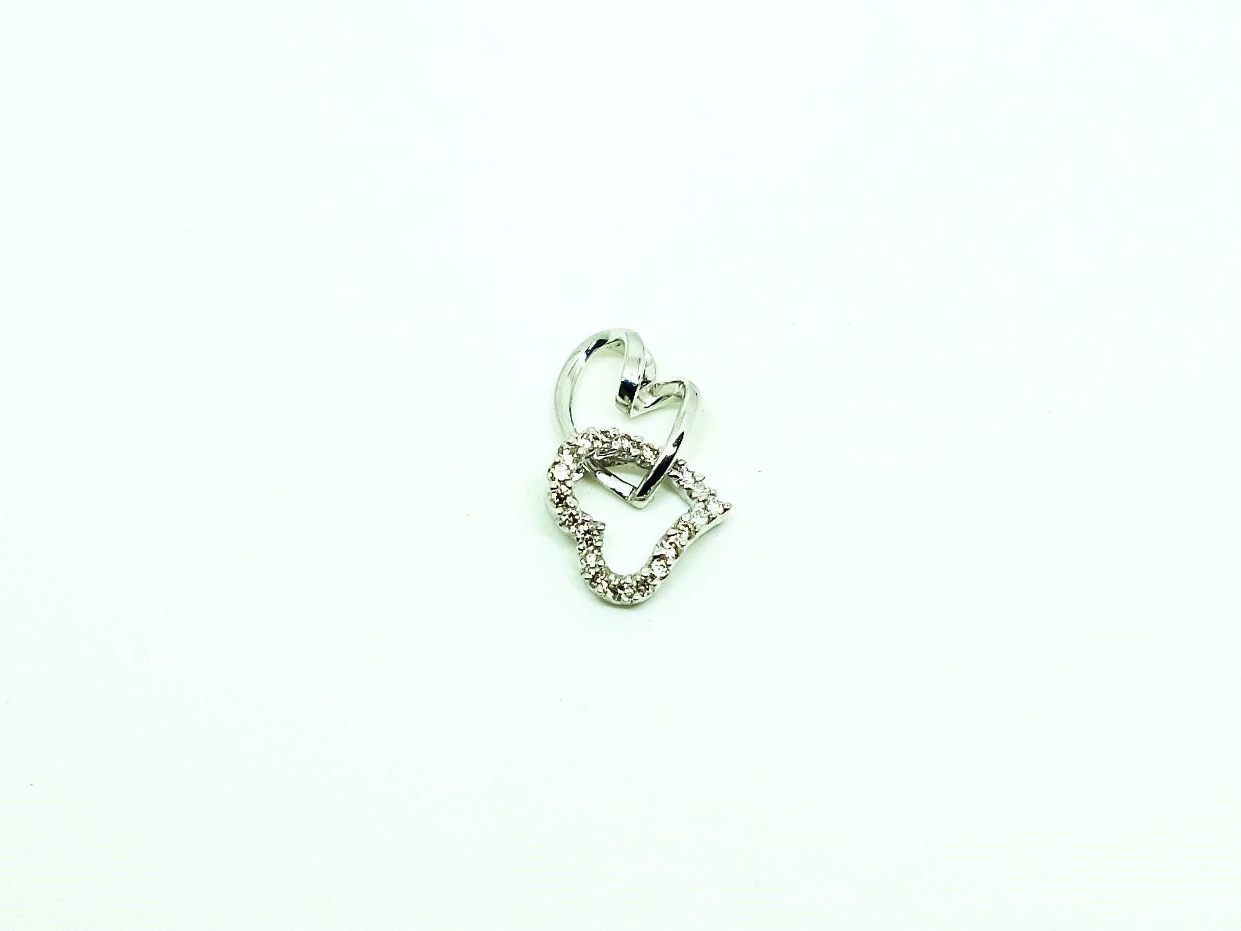 18K WG DIA PENDANT
