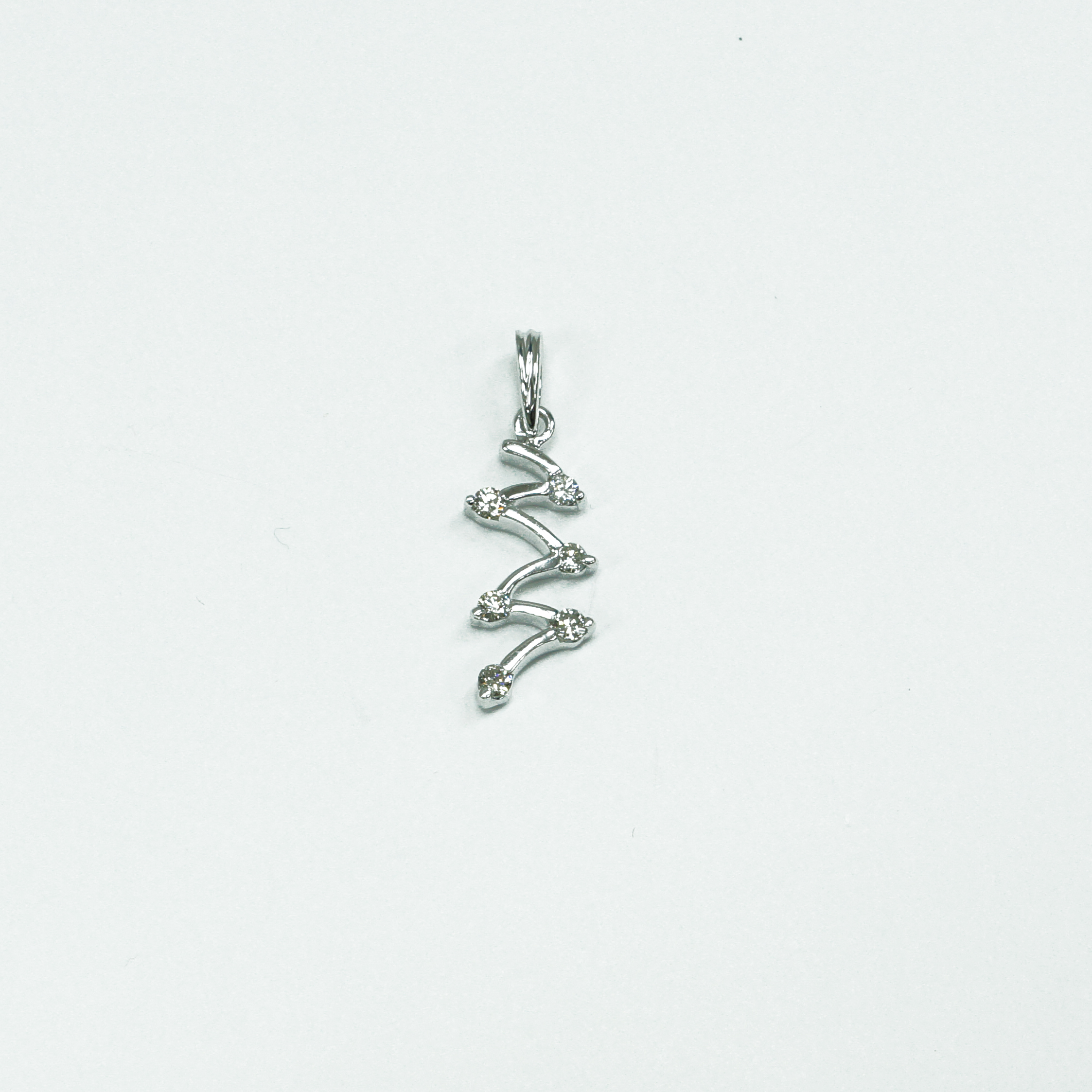 18K WG DIA PENDANT
